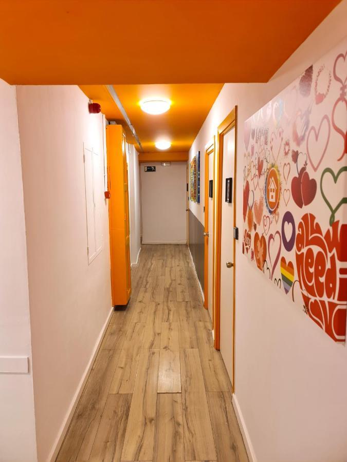 Arc House Gracia Hostel Barcelona Exterior foto