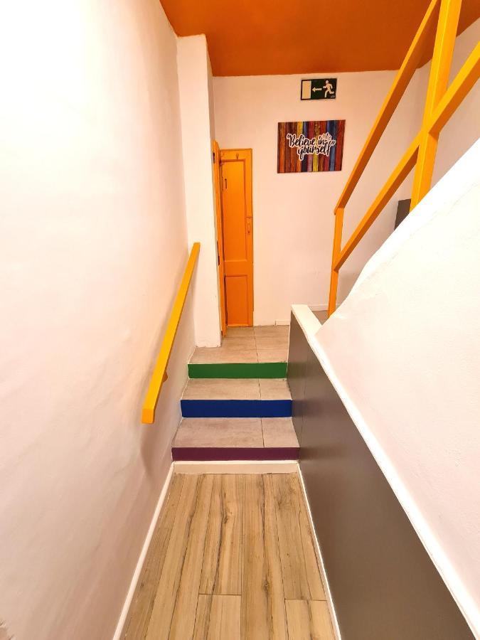 Arc House Gracia Hostel Barcelona Exterior foto
