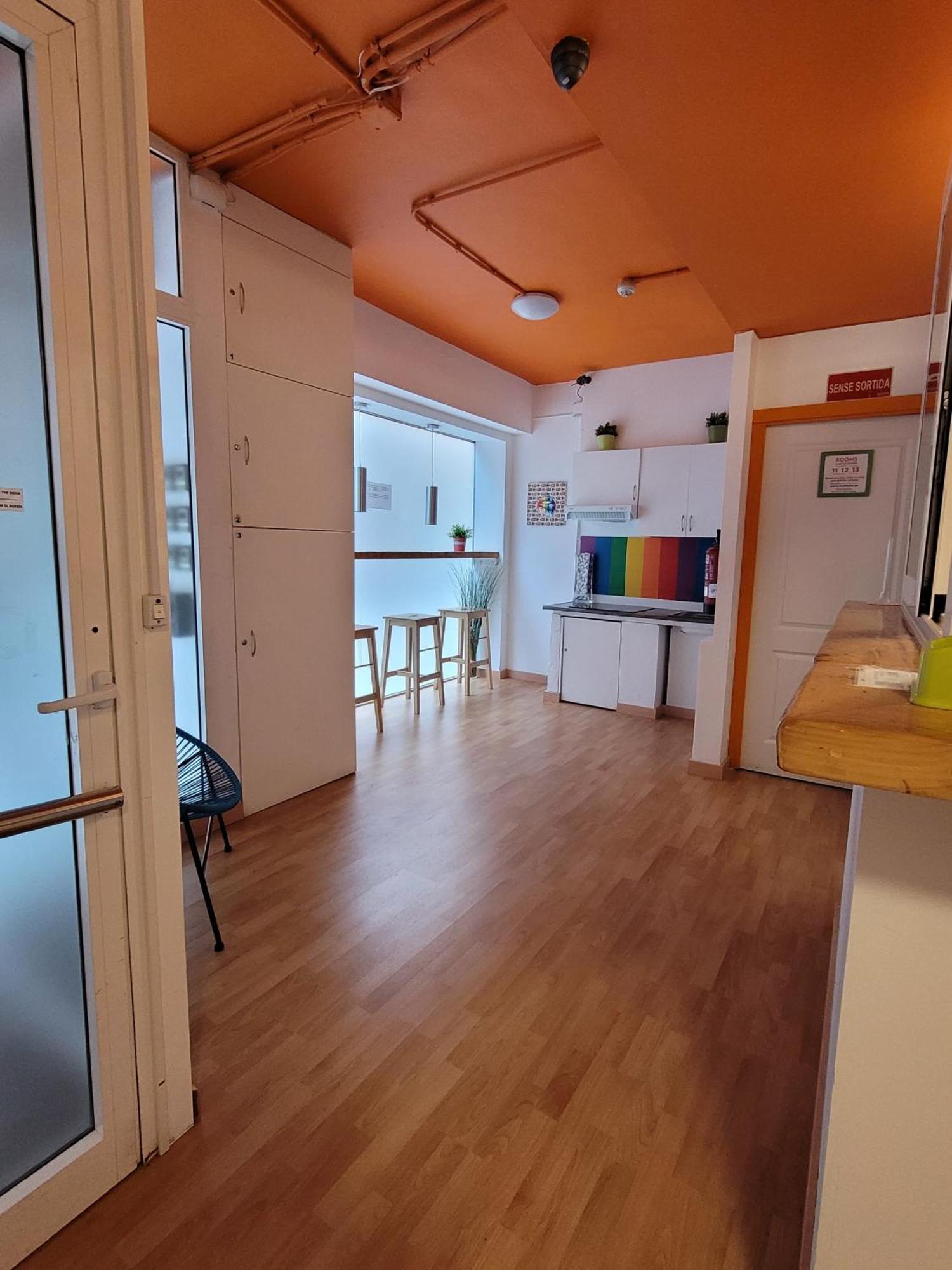 Arc House Gracia Hostel Barcelona Exterior foto
